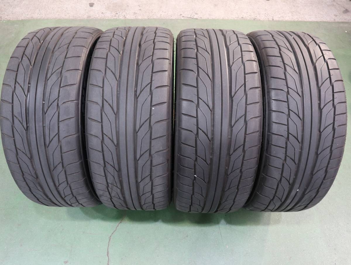 4本で送料無料 新品 NITTO ニットー NT555 265/40R22 106W 4本で送料無料 新品 NITTO ニットー NT555 265/40R22 106W
