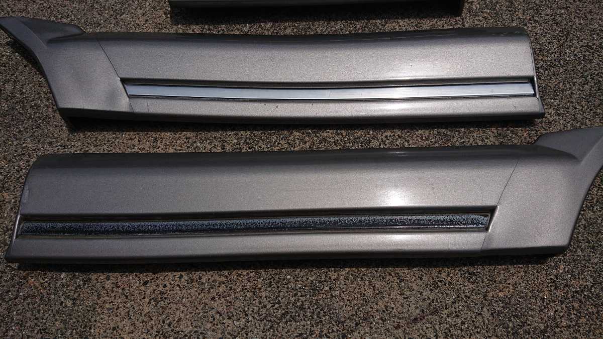 ☆中古ジャンク品☆日産F31レパード前期ドア、クォーターガードモール