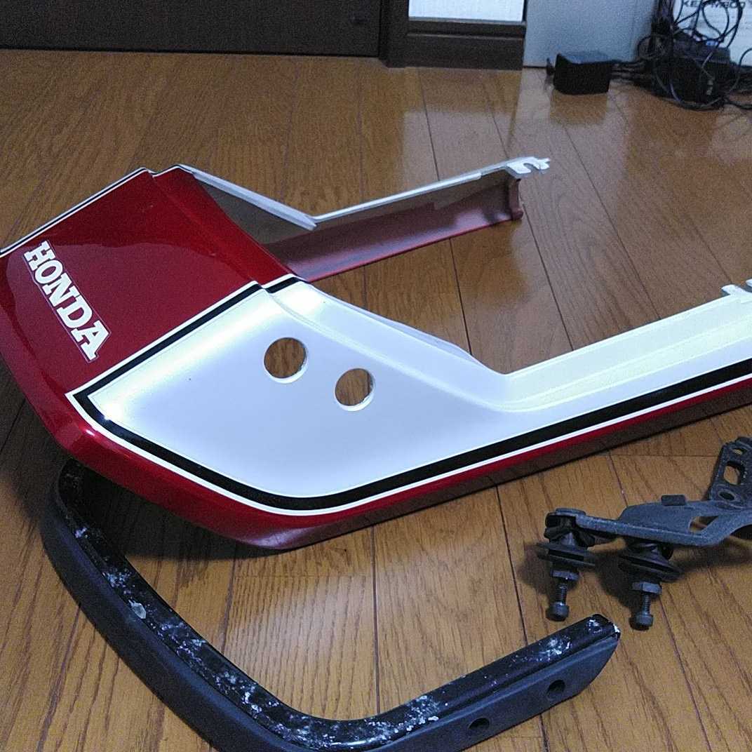 ホンダ純正 CBX400F テールカウル ご覧頂きありがとうございます