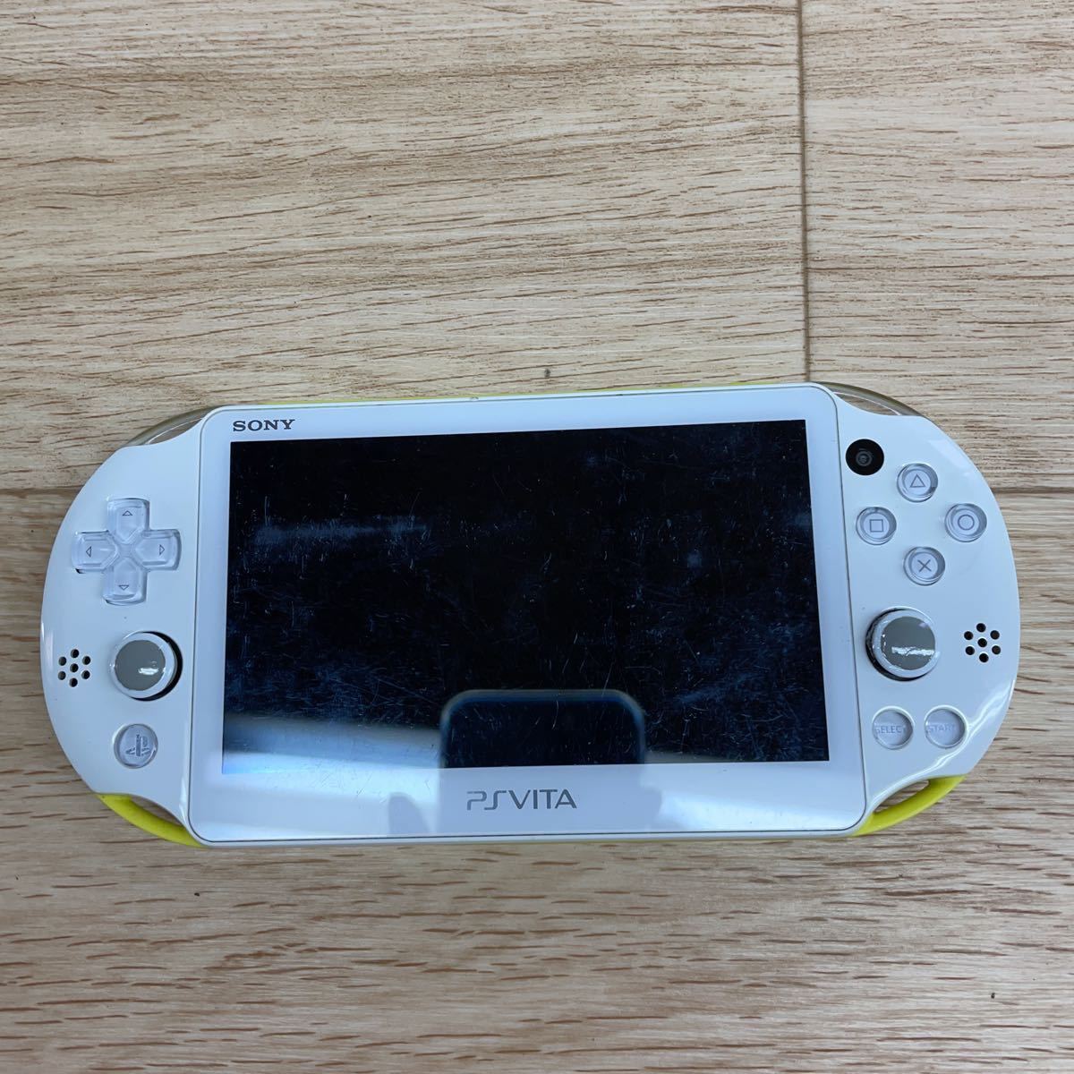 PS Vita PCH-2000 ソニー SONY PlayStation vita ライムグリーン 