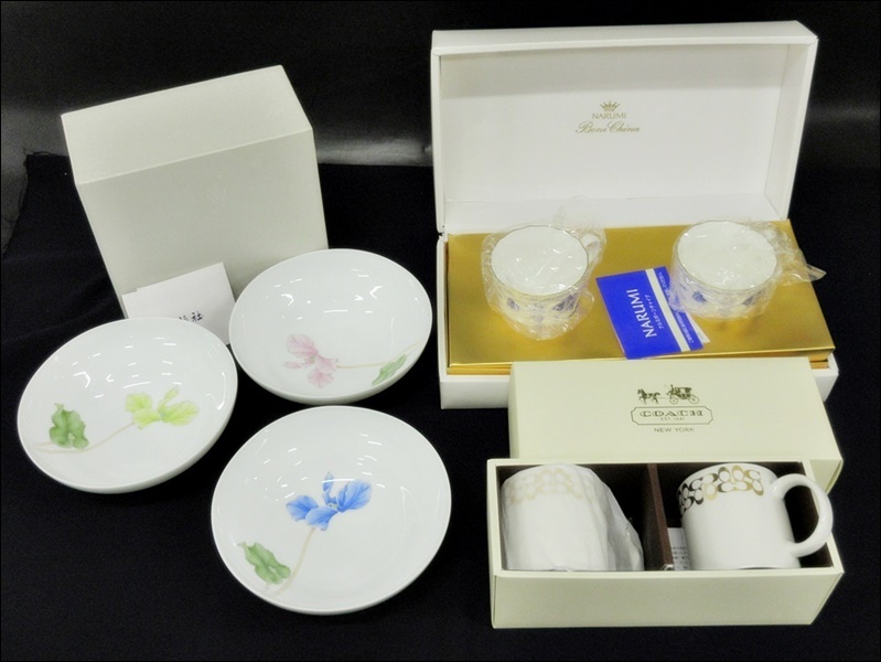 2025，限定SALE 16 38-412731-06 S 香蘭社 シクラメン 中鉢 3点セット/ナルミ カップルコーヒーセット 2客/COACH コーチ マグカップ ペア まとめて 福38(食器)｜売買されたオークション情報、yahooの商品情報をアーカ その他