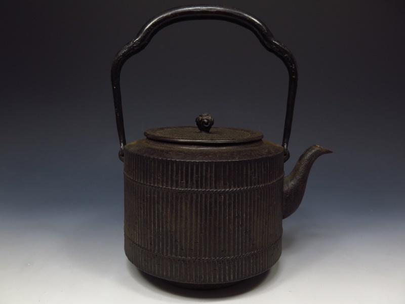 南部岩鋳 竹節文鉄瓶 大振 南部盛岡 茶道具 煎茶道具 s905