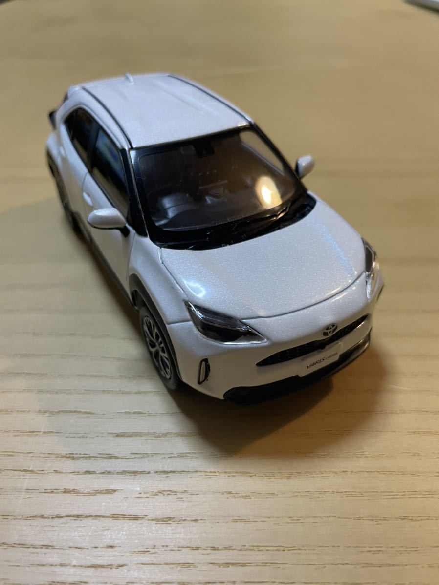 トヨタ ヤリスクロス ホワイトパールクリスタルシャイン カラー