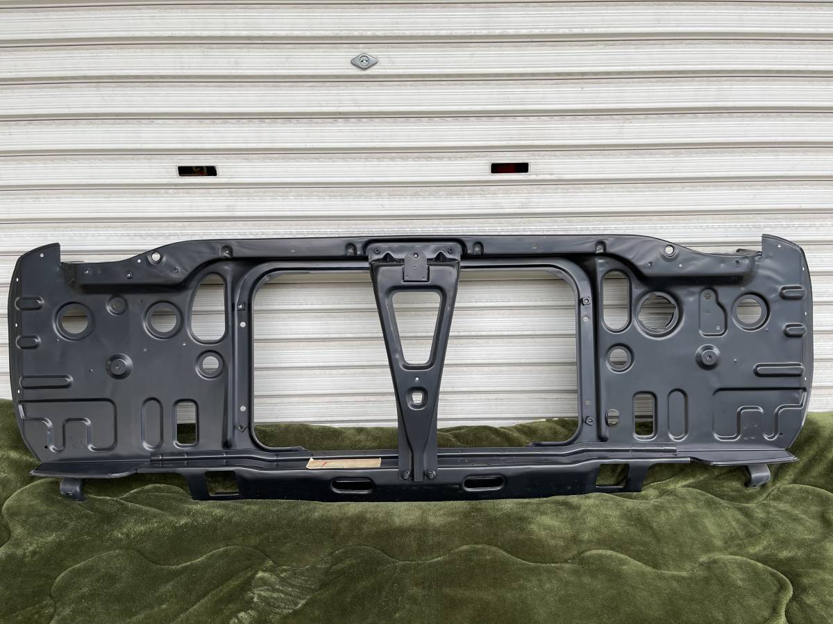 ケンメリ GT GT-R フロント ラジエーター コアサポート 純正新品