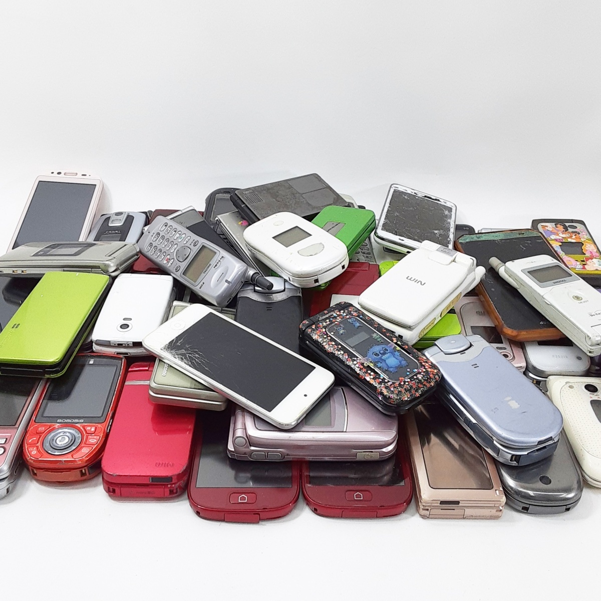 スマートフォン・携帯電話 ジャンク携帯まとめ売り 計62台
