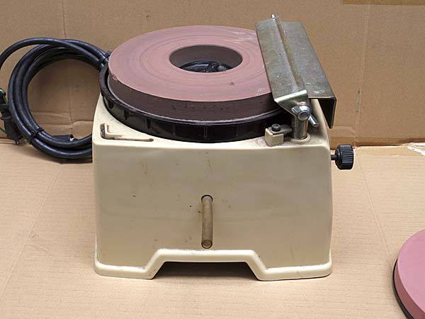 刃物研磨機 マキタ 動作良好 公式通販 領収書 モデル9820 makita 中古