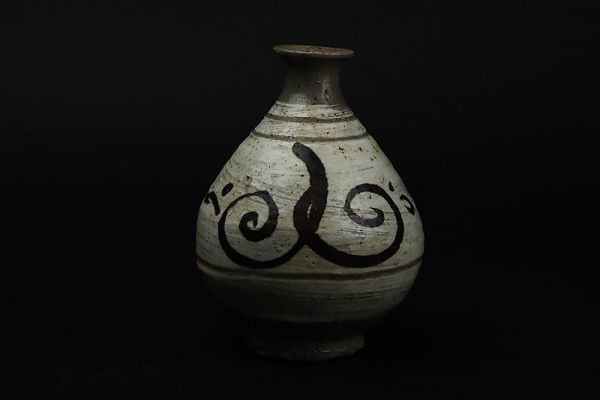 中国　龍泉窯　青磁　酒盃　V　R6505 Amazon.co.jp: 中国 龍泉窯 青磁 酒盃 V R6505 : ホーム＆キッチン