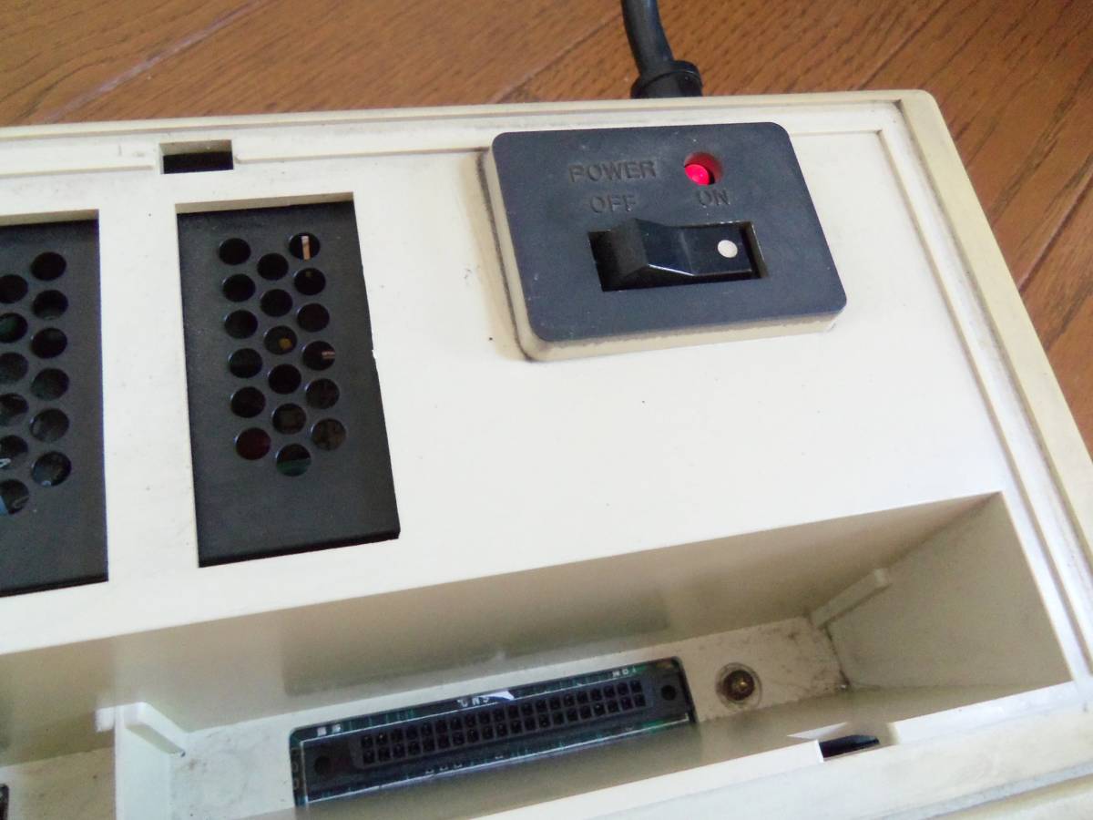FUJITSU MB25010 FM-7 MICRO7 富士通 MICRO 富士通FM7 0 本体 