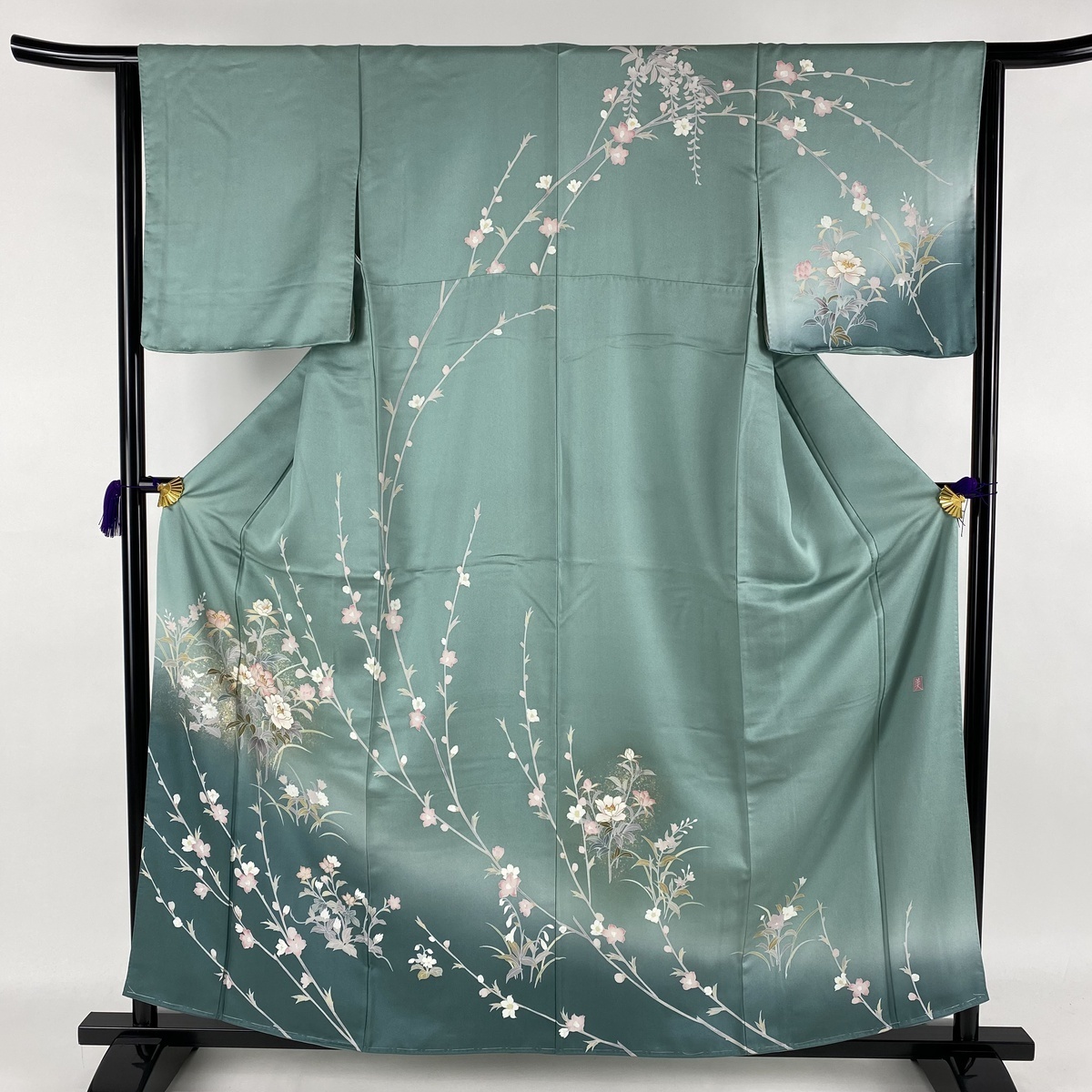 付下げ 身丈161cm 裄丈64.5cm M 袷 草花 ぼかし 鶯色 正絹 名品