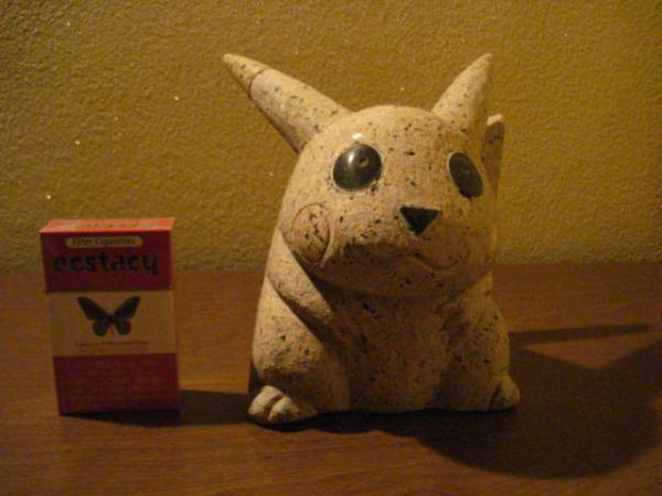 石像ピカチュウ大理石 置物 ハムスターポケモン石造ガーデニング アクセント オーナメント 売買されたオークション情報 Yahooの商品情報をアーカイブ公開 オークファン Aucfan Com