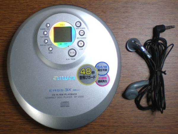 aiwa アイワ　CDプレーヤー　XP-V330　　中古品_1