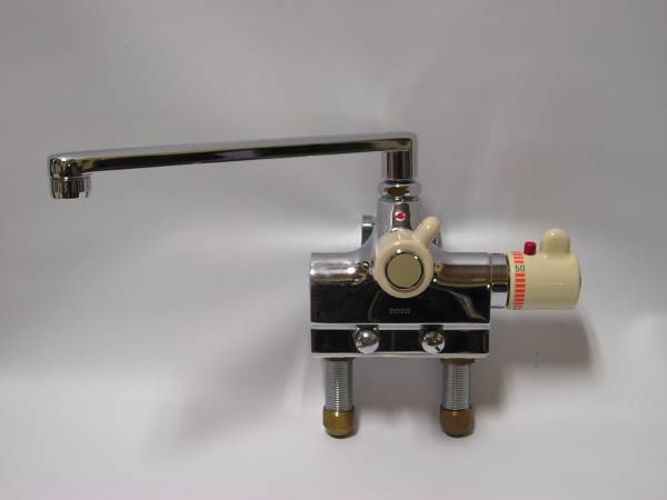 ☆未使用品 TOTO サーモスタットシャワー金具 TM246C (Z)型☆(浴室