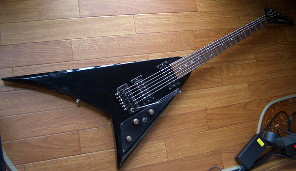 Randy Rhoads ランディーV Fernandes JS-85 セットネック 