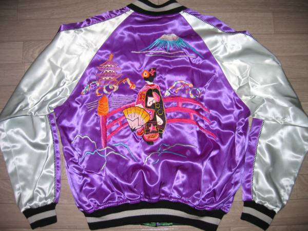 m*♡様 80s スカジャン リバーシブル キルティング 舞妓 富士山 アメカジ スカジャンリバーシブル紫×緑舞子富士山鷲日本地図(Sサイズ)｜売買され