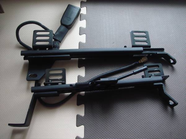 S13シルビア 180SX用ローポジションシートレール　サイドとめ_1