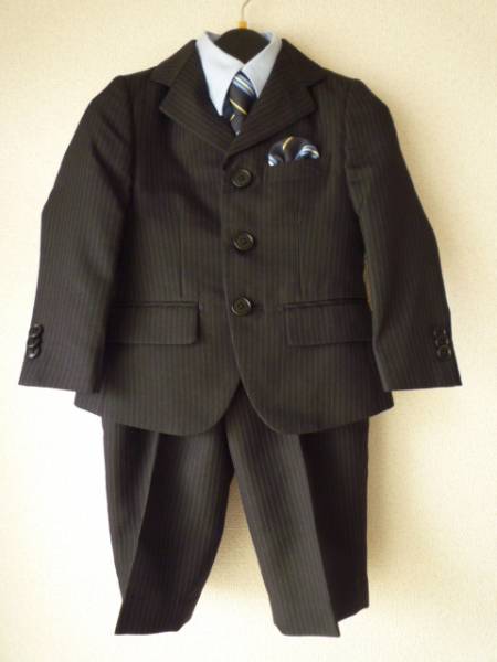 赤ちゃん本舗 Glogeous スーツ 100 入園入学卒園 100 95 104cm 売買されたオークション情報 Yahooの商品情報をアーカイブ公開 オークファン Aucfan Com