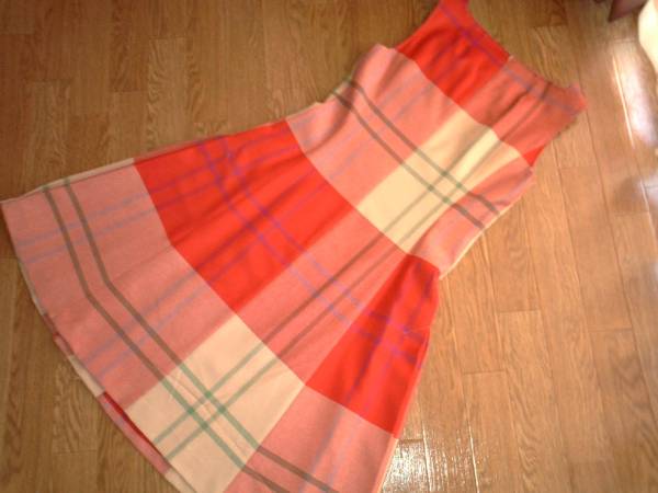 のだめ着用ヨークランド赤ワンピースyork Landスカート バーバリー ブルーレーベル 売買されたオークション情報 Yahooの商品情報をアーカイブ公開 オークファン Aucfan Com