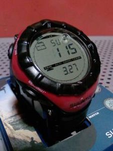 SUUNTO VECTOR ベクター スント 初期 レッド 赤 廃盤 patagonia(スント