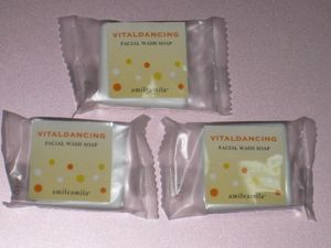 お試しセール★アミルアミラ♪リピジュア配合ソープ◆３個セット_1