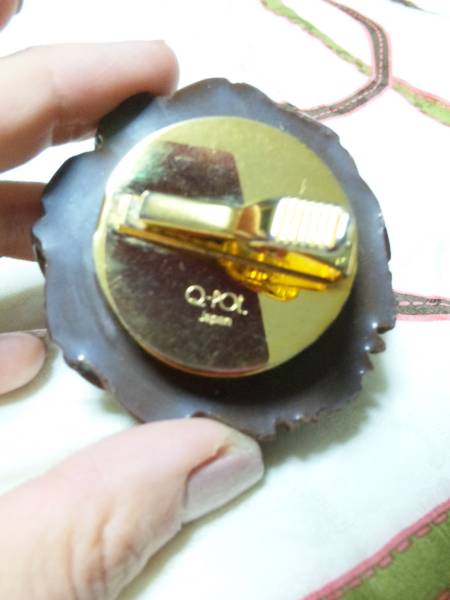 ★髙島屋限定★Q-pot　ローズチョコ　ブローチ型コードリール★_3