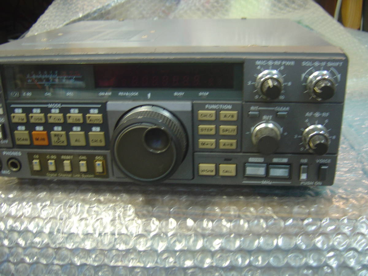 トリオ　ＴＳ－８１１　動作品 KENWOOD 430MHz トランシーバー ts-811 中古 TS-811のディスプレーユニット