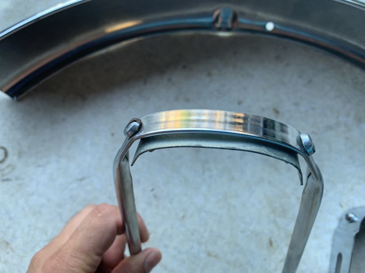 ホンダ スーパーカブc100.105用純正フロントフェンダー茶、そこそこの