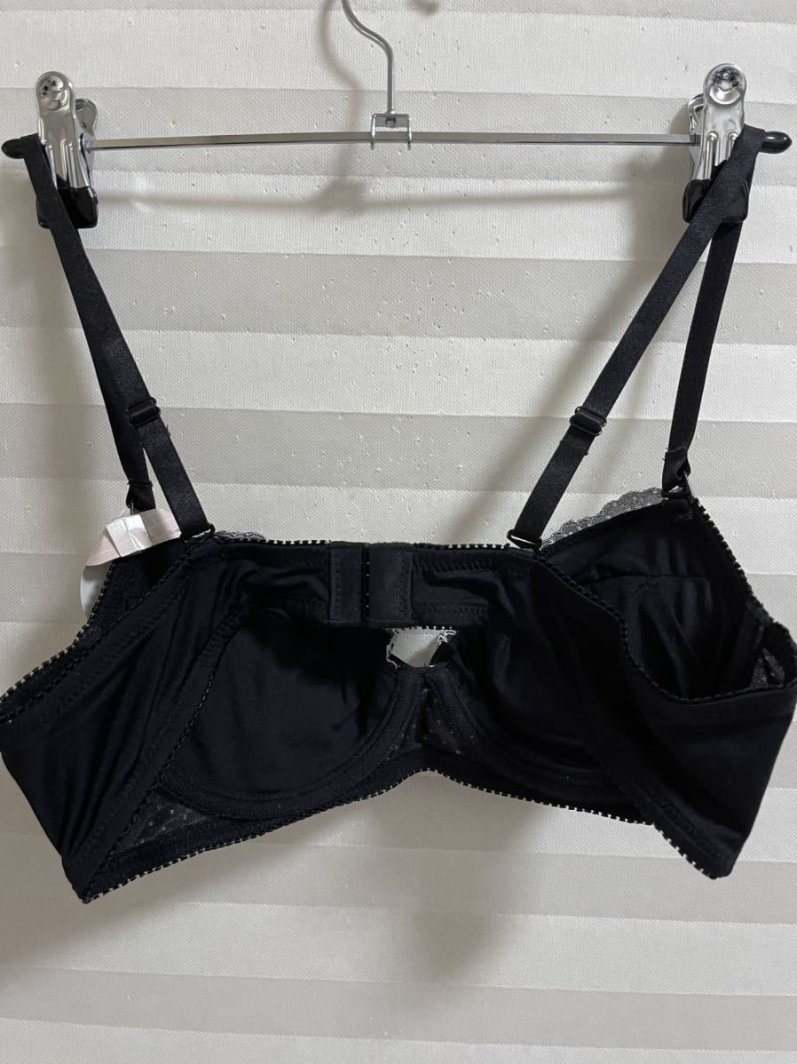 タグ付き しまむら Closshi 胸ふっくら ブラジャー サイズ は 5 アンダーバスト75 バスト ブラジャーのみ 70 売買されたオークション情報 Yahooの商品情報をアーカイブ公開 オークファン Aucfan Com