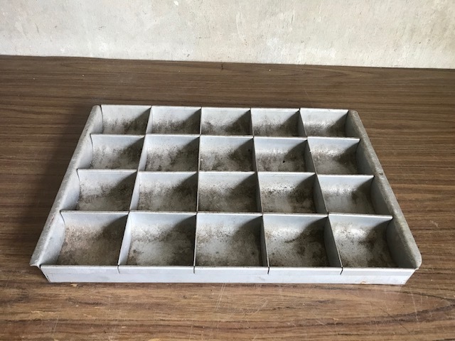 Intermediate Maintenance Facility MFG USA アルミ製小物トレー、道具箱等