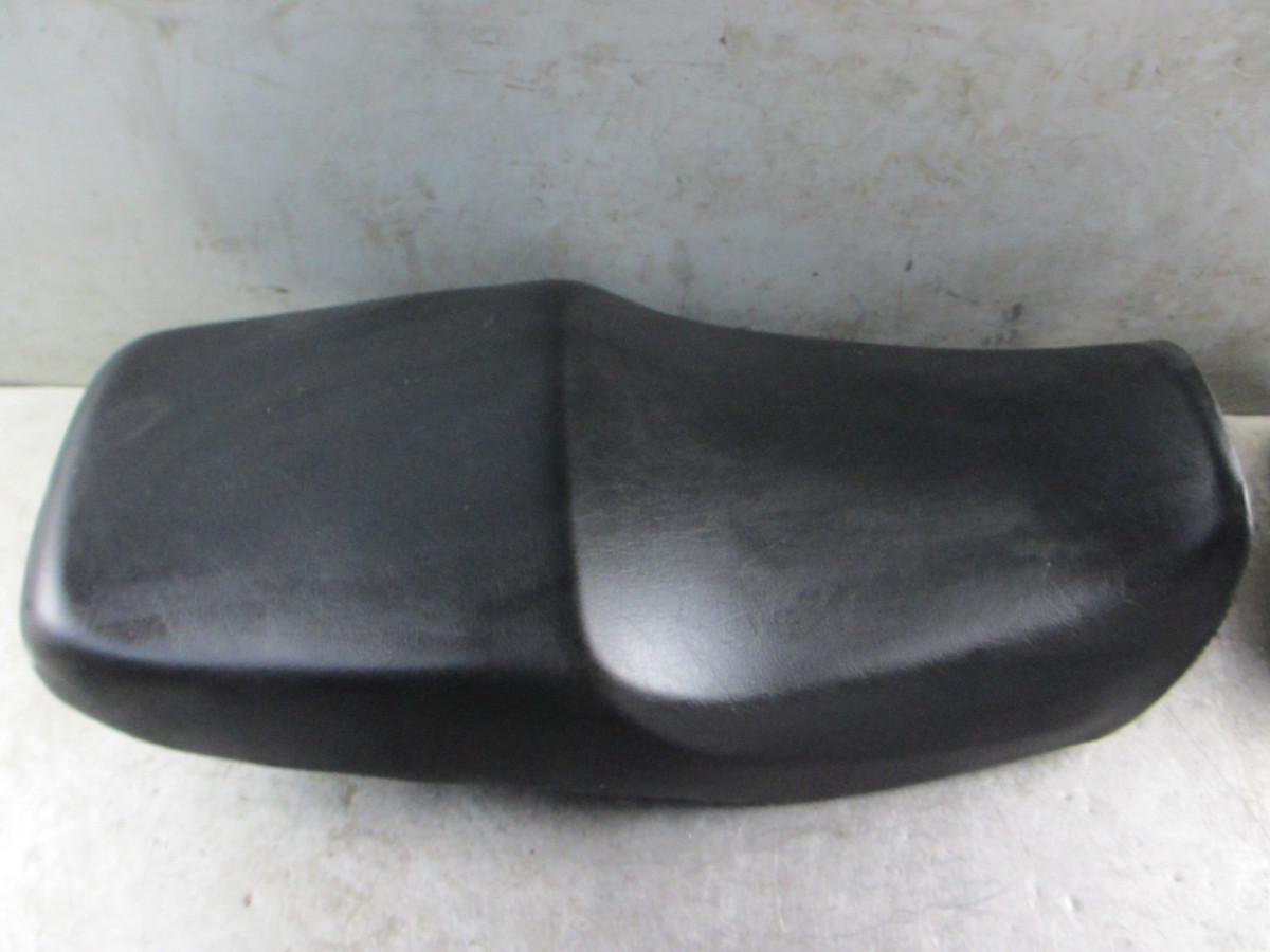 CB400SF NC31 | CBX仕様 シート⁄ブラック NC31前期 タック 