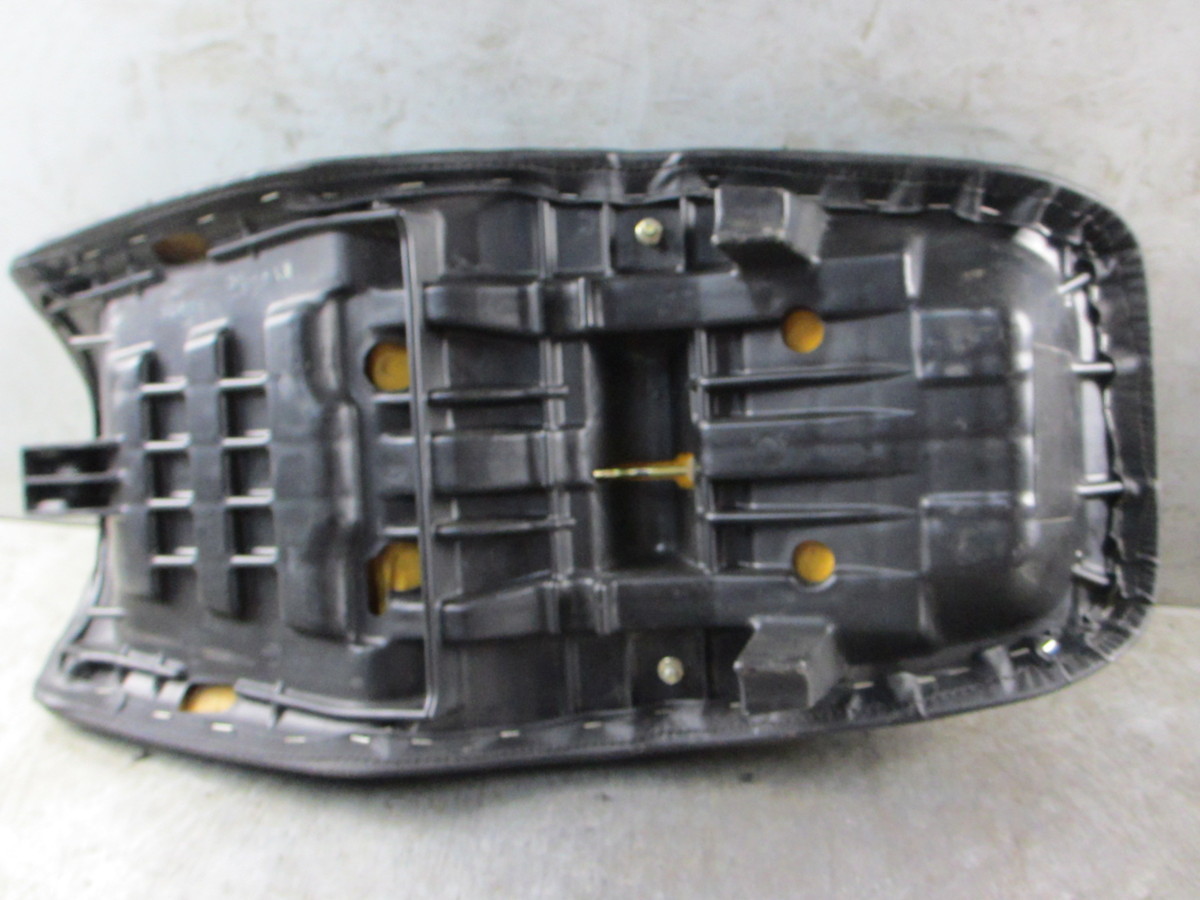 CB400SF NC31 | CBX仕様 シート⁄ブラック NC31前期 タック 