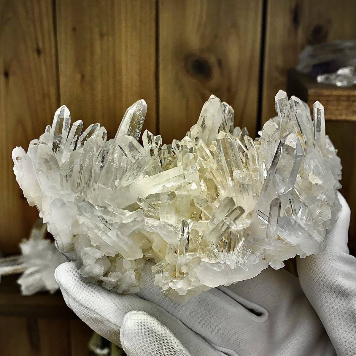 お得，爆買い 中国 雲南省産 水晶 クラスター クリスタル レインボー 虹 天然石 原石 ストーン パワーストーン 鉱物 標本 石(原石)｜売買されたオークション情報、yahooの商品情報をアーカイブ公開 - オー 原石