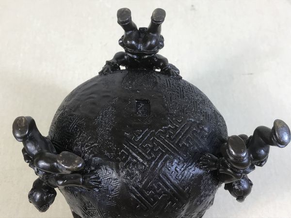 朝鮮製　蝋石香爐　煙道具　彫刻工芸　葡萄文　裏蘭文　装飾　箱付　Q2432 香炉/香器『高岡銅器【鉄鉢形香炉/獅子蓋/古手色】銅製[空薫用]』竹中