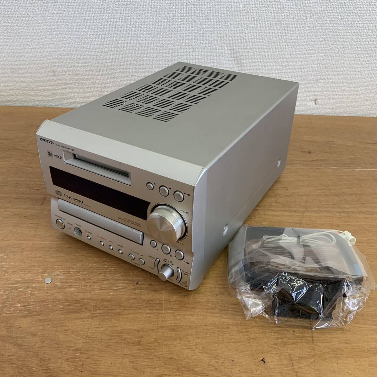 ONKYO オンキョー FR-X7A CD MD コンポ | CD⁄MDチューナーアンプ FR 現状品