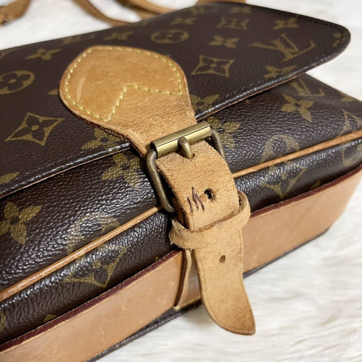 1円 LOUIS VUITTON ルイヴィトン カルトシエール22 ショルダーバッグ