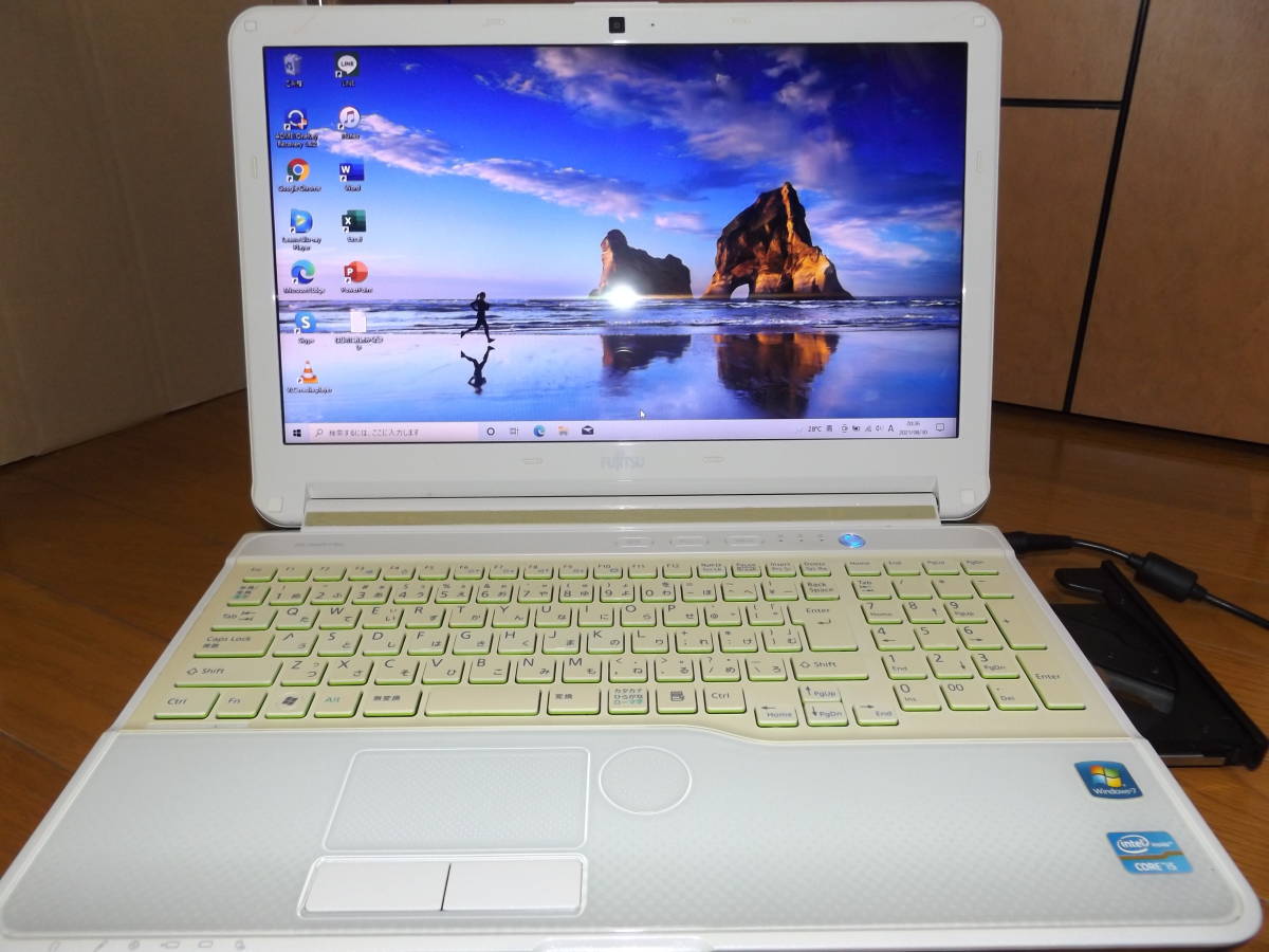 富士通LIEFBOOK/AH/54/G★新品SSD256GB★メモリ4GB★Core i5 2450M@3.10(ターボ)Office2019☆Ver 21H1/リカバリ