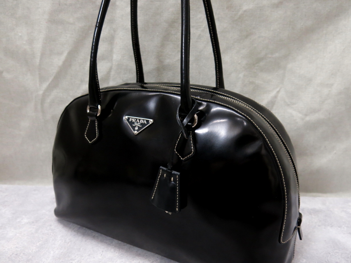 ○美品○PRADA プラダ○エナメル パテント レザー 本革○ボストン 