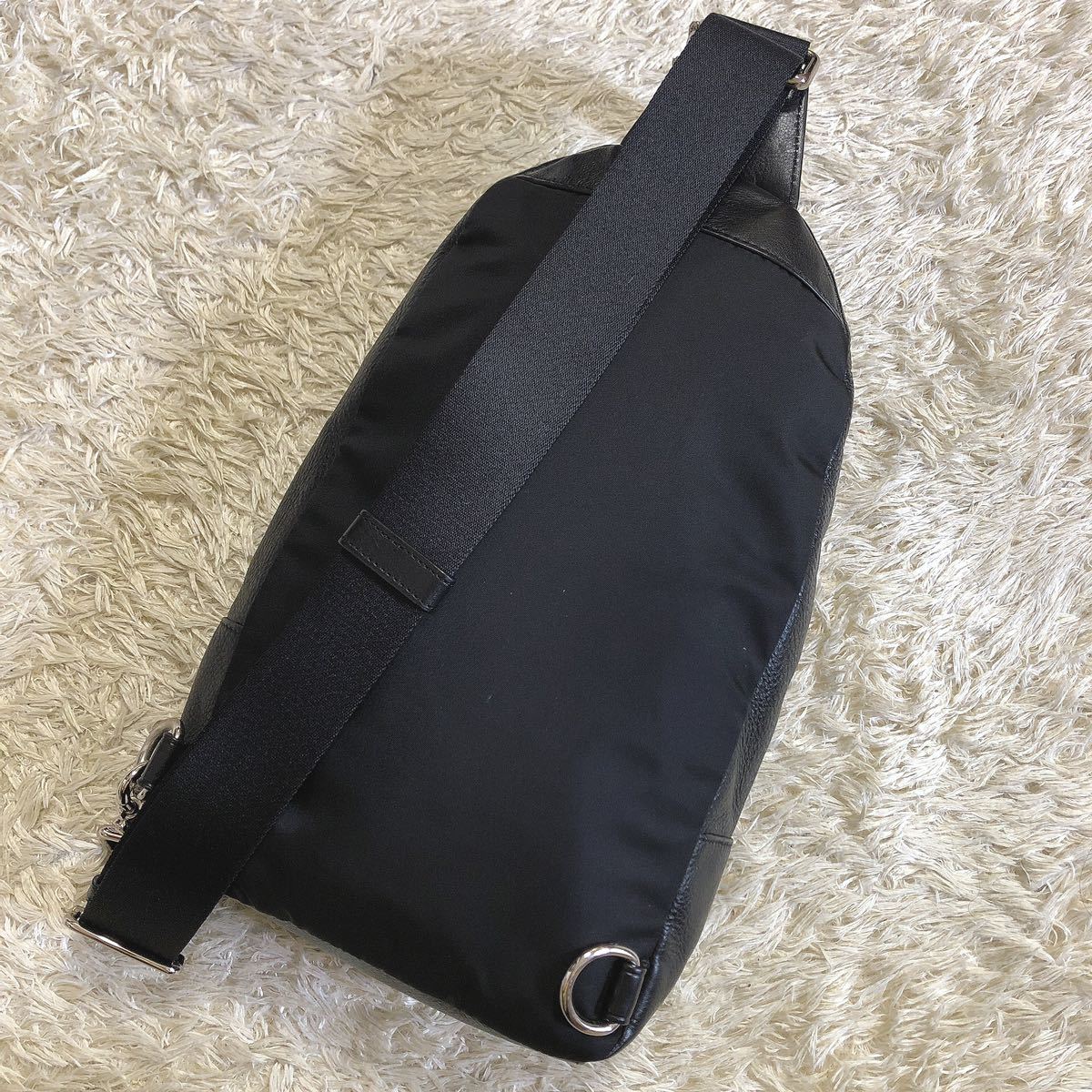 未使用)COACH ブラック オールレザー ボディバッグ