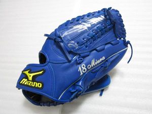 三浦大輔 直筆サイン入りグローブ 未使用 刺繍入り 横浜DeNAベイスターズ 三浦大輔 ＃18 直筆サイン入り 少年用