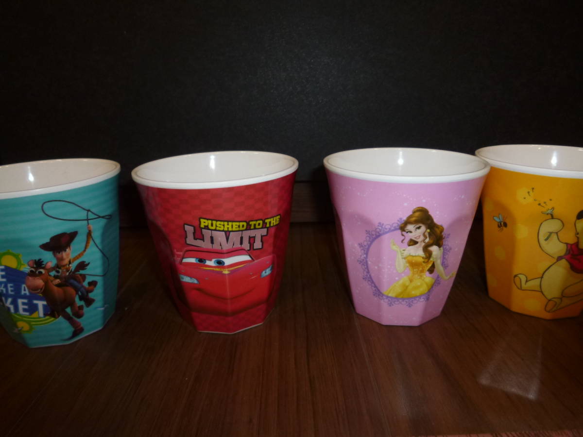 ディズニーストア購入品 カーズ トイストーリー プリンセス プーさん コップ4個セット 数回使用 Disneyメラミン ディズニー 売買されたオークション情報 Yahooの商品情報をアーカイブ公開 オークファン Aucfan Com