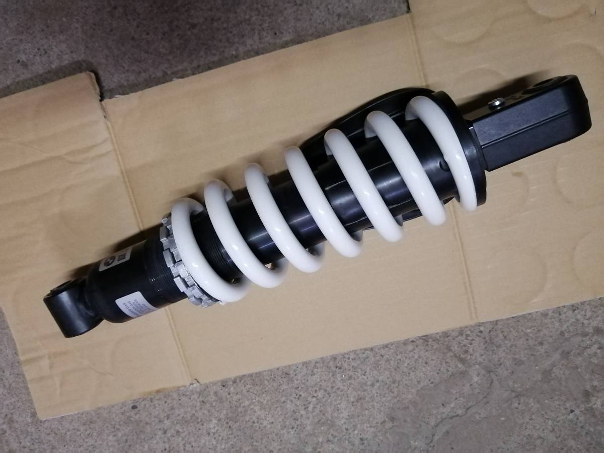 BMW RnineT R - リアサスペンション メルカリ BMW純正中古パーツ nineT