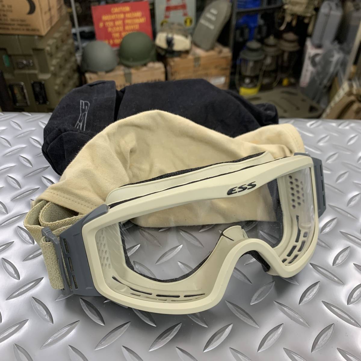 ESS 米軍実物 NVG ハイインパクトゴーグル デザート⁄クリアレンズ NVG