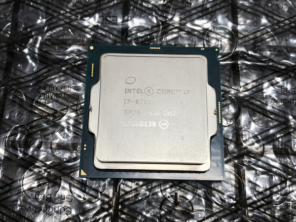 Intel Core I7-6700 中古分解品 LGAソケット CPU インテル 1919 中古