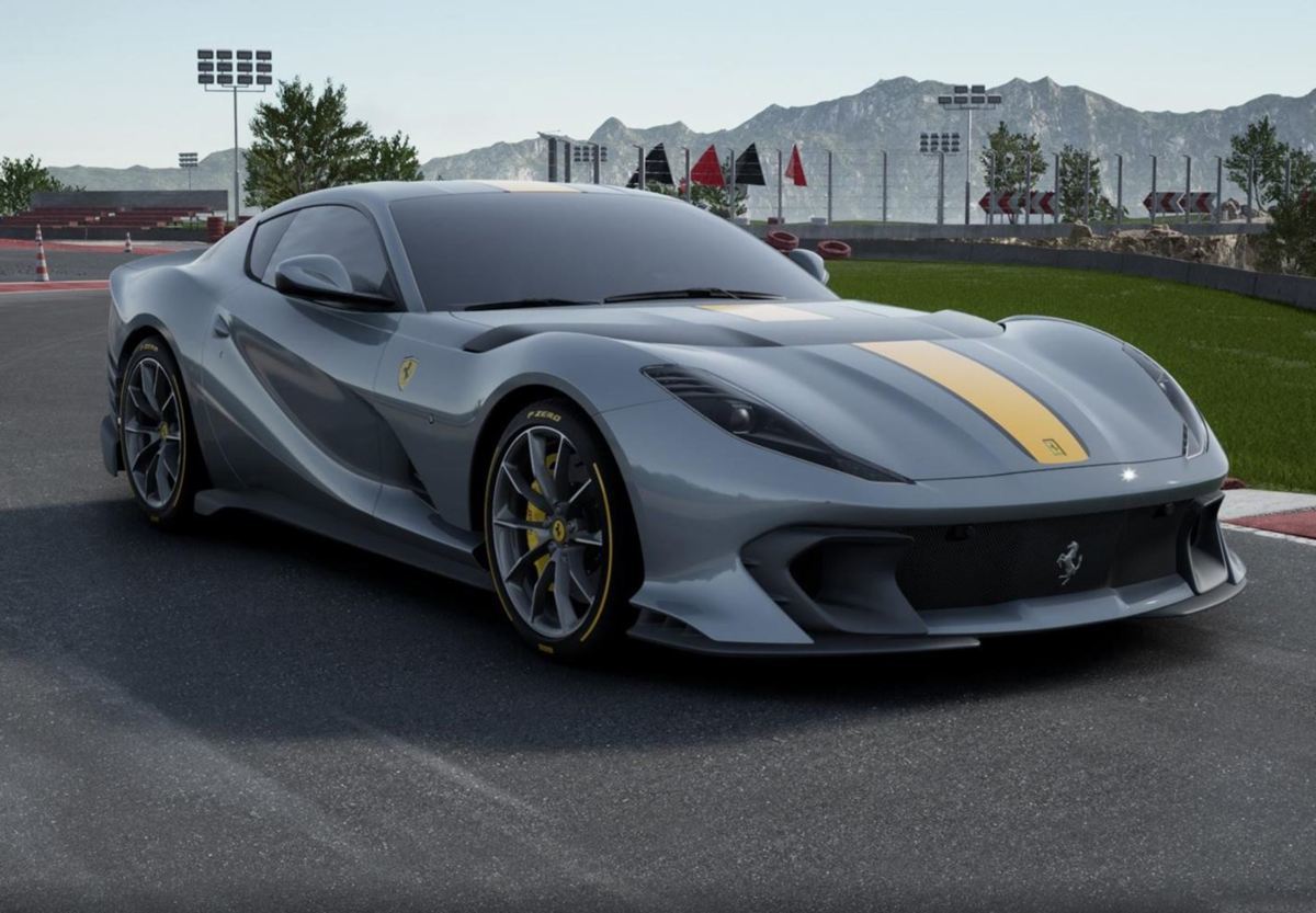 新着！！　予約品　BBR 1/18 Ferrari 812 Competizione 2021 COBURN grey with racing giallo FLY stripe　フェラーリ　81