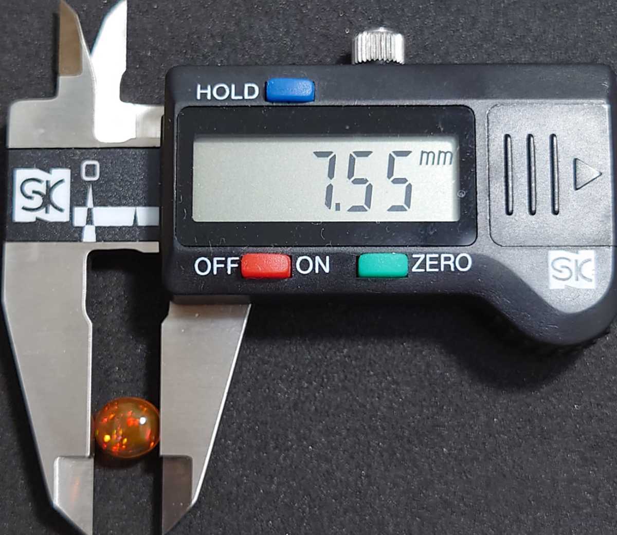 極美品! メキシコオパール 0.81ct オーバル カボション ルース 極美品! メキシコオパール 0.81ct オーバル カボション ルース