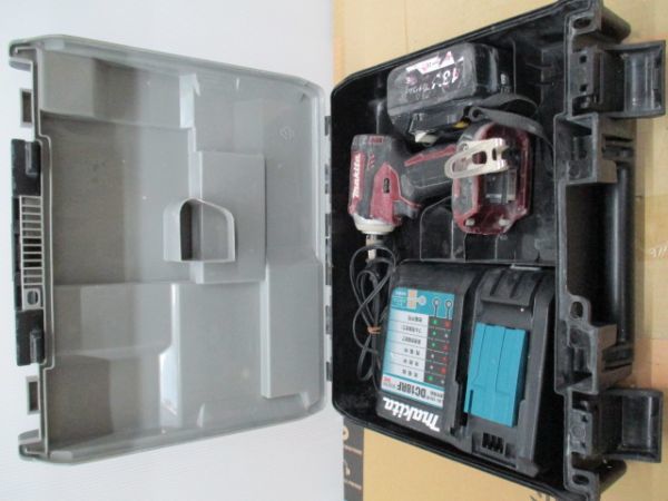 Z1987★中古品/スレキズ汚れ等の使用感有/バッテリー1個欠品/動作確認済★ Makita マキタ 充電式インパクトドライバ TD171D