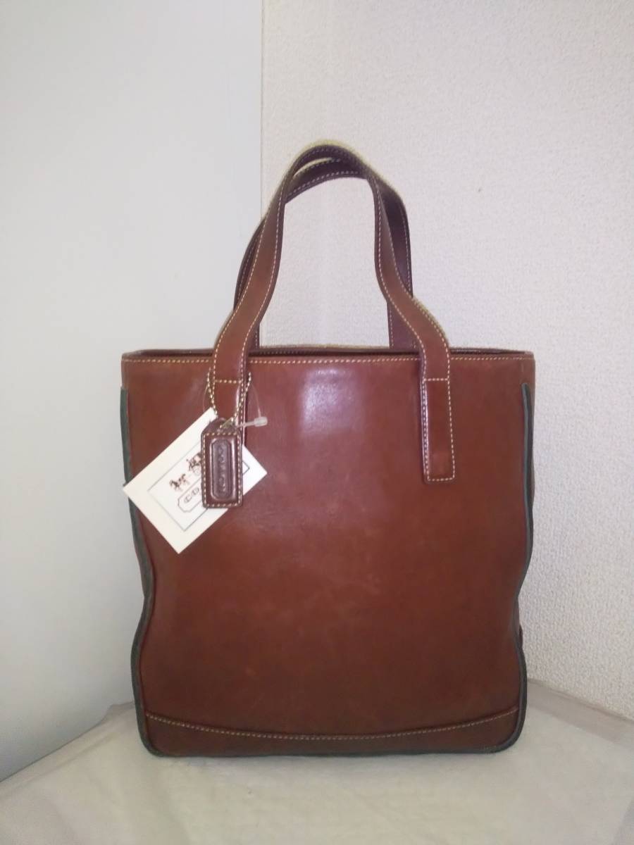 コーチ COACH 長財布 メンズ 財布 国内正規品83%OFF◆コーチCOACH◆ブレストポケットウォレットクロスグレインレザー二つ折長財布サイフ皮革◆紺ネイビーF定価:55,000円 【未使用】COACH コーチ　本革 牛革 最上級皮革フルグレインレザー ハンドバッグ 内側３箇所別収納 耐久性抜群 鞄◆高さ28cm横26cmマチ12cm