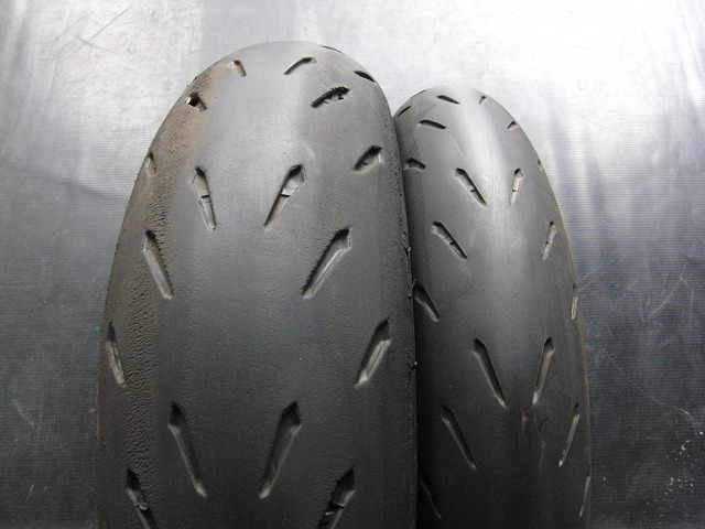 中古前後セット!ミシュラン◎パワーGP. 120&frasl;70ZR17. 190&frasl;55ZR17. CM251