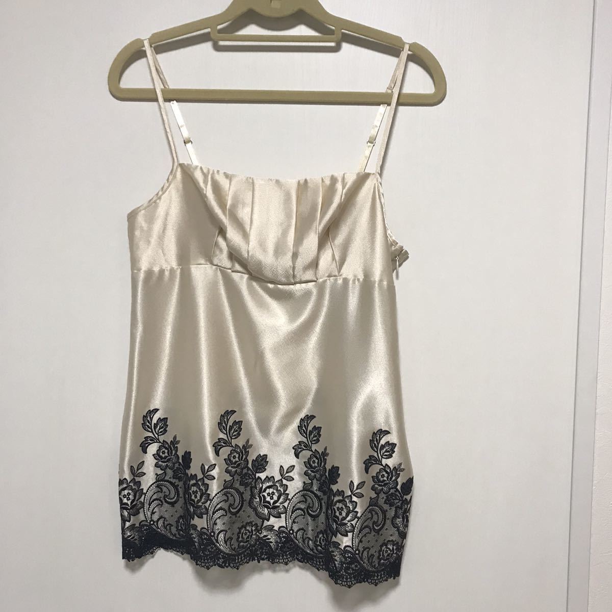 ワコール トレフル 高級キャミソールBE ☆更にお値下げ‼️