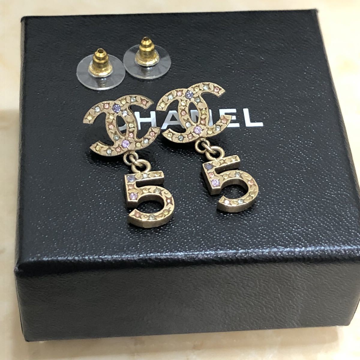 ピアス ココマーク CHANEL シャネル No.5 マルチカラー マルチカラー 