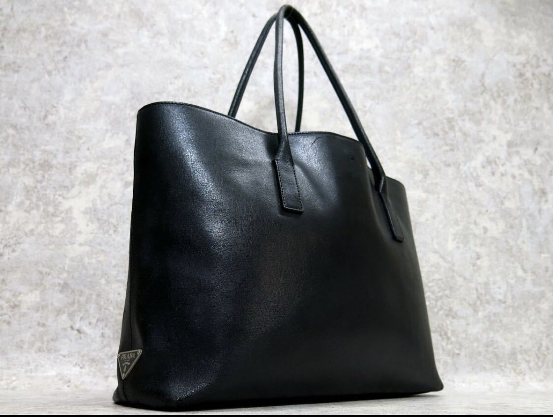 プラダ 黒革 レザー トート メンズ レディース ユニセックス □PRADA プラダ□メンズ□カーフ レザー 本革□トート バッグ□黒